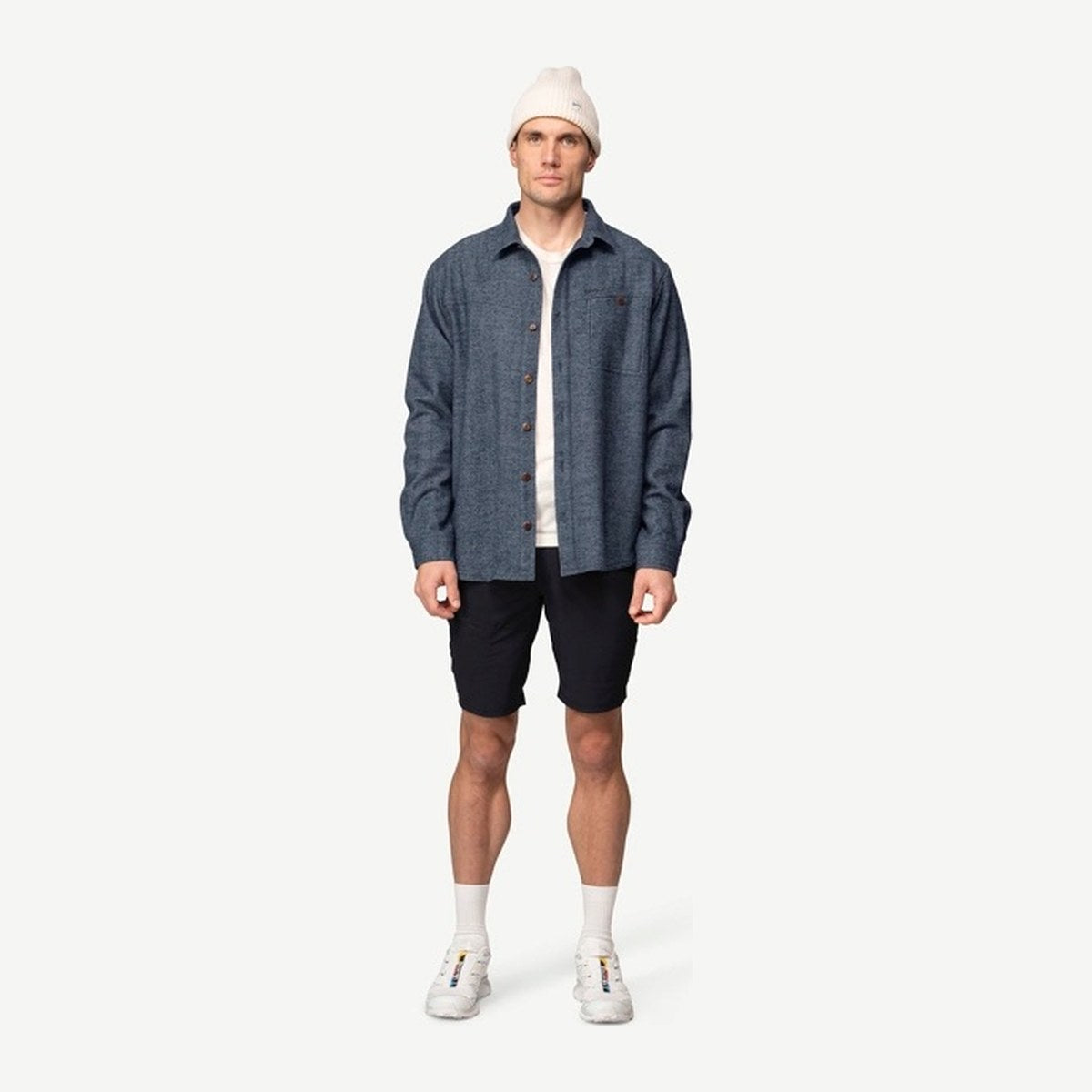 Mann i Merino Overshirt, helfigur