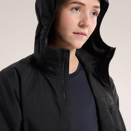 Nærbilde av hetten på Atom Hoody