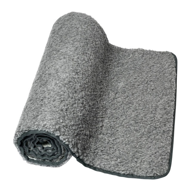 Casall Natural Wool yogamatte i grått, delvis rullet