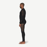 Wool Mesh Pro sett fra siden på modell