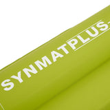 Nærbilde av Synmat Plus-merkingen på oversiden