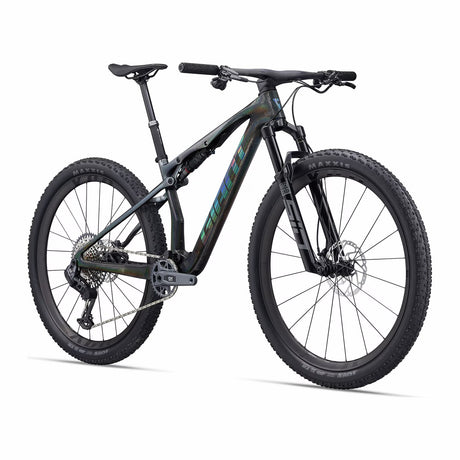 Giant Anthem Advanced 1 sett skrått forfra