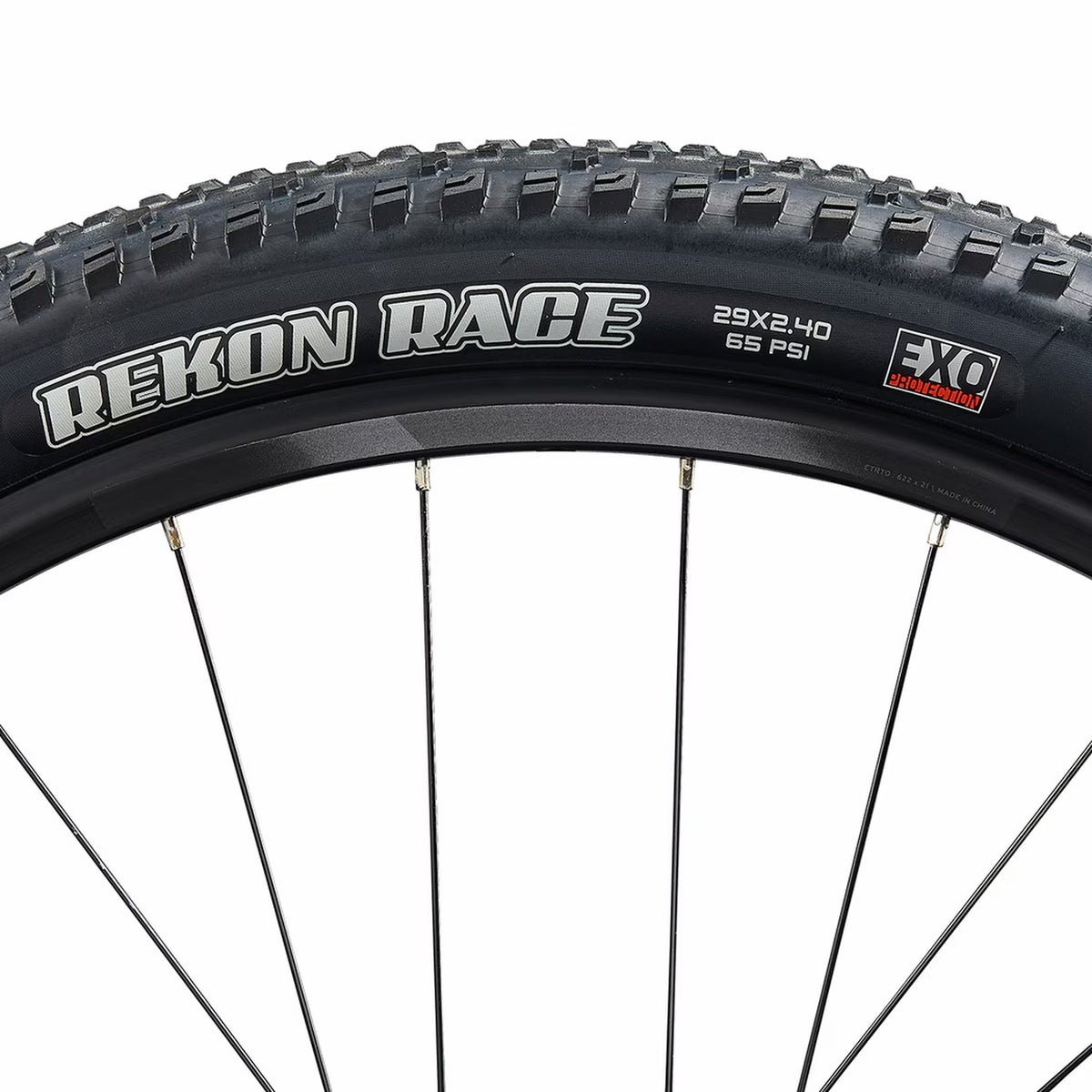 Nærbilde av Maxxis Rekon Race-dekket