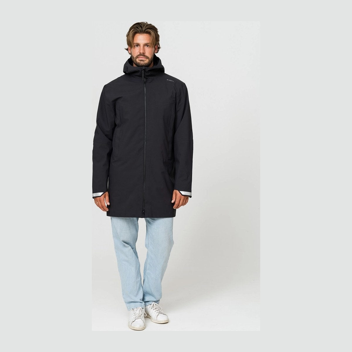 Mann i Metro Coat, helfigur