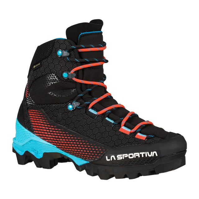 La Sportiva Aequilibrium ST GTX i svart med turkis og oransje, sett fra siden