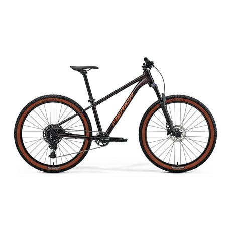 Merida BIG.SEVEN 40 i Metallic Black, sett fra siden
