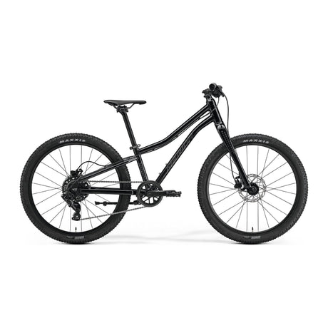 Merida Matts J.24+ i black / silver, sett fra siden