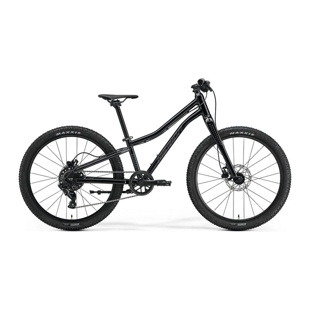 Merida Matts J.24+ i black / silver, sett fra siden