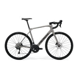 Merida Scultura Endurance 4000 i warm slate grey / black, sett fra siden