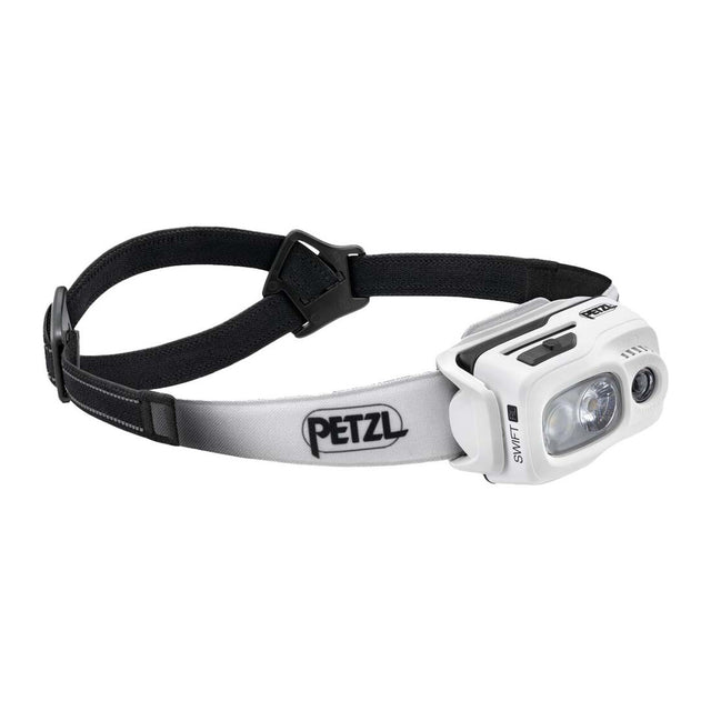 Petzl Swift RL hodelykt i hvitt med hodebånd, sett fra siden