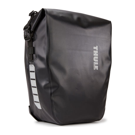 Thule Shield Pannier sett skrått fra siden